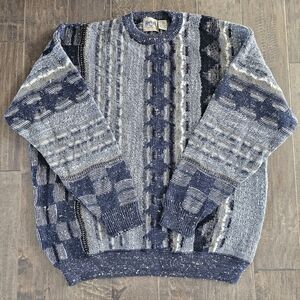 Vintage Himalaya Outfitters Men's Crewneck Sweater